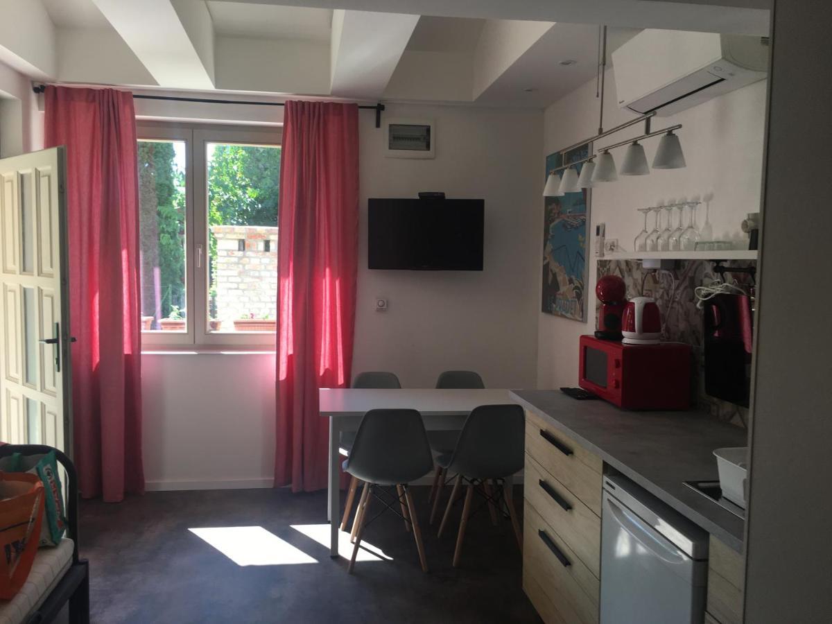 Szelrozsa Apartmanhaz Веленце Экстерьер фото