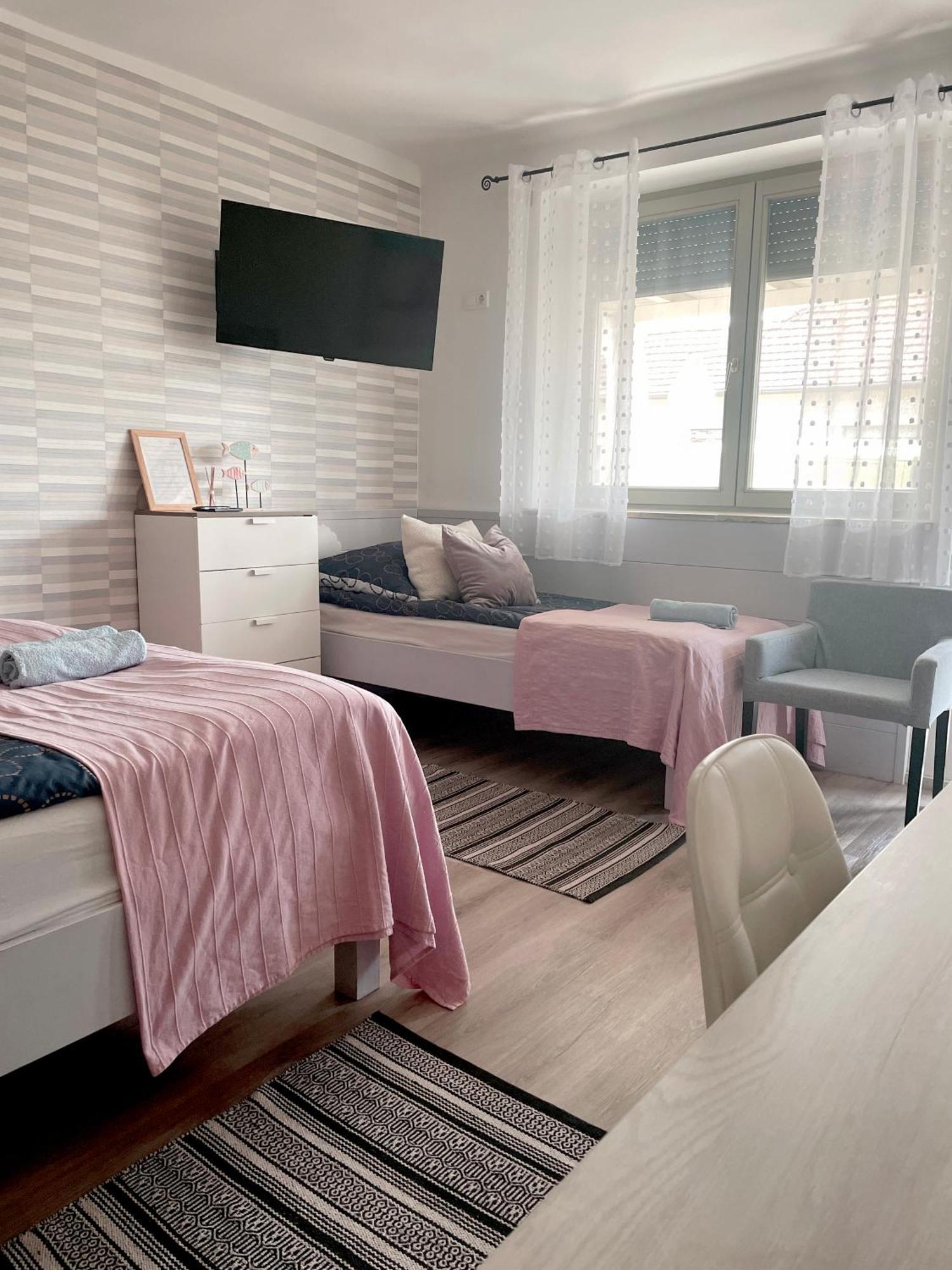 Szelrozsa Apartmanhaz Веленце Экстерьер фото