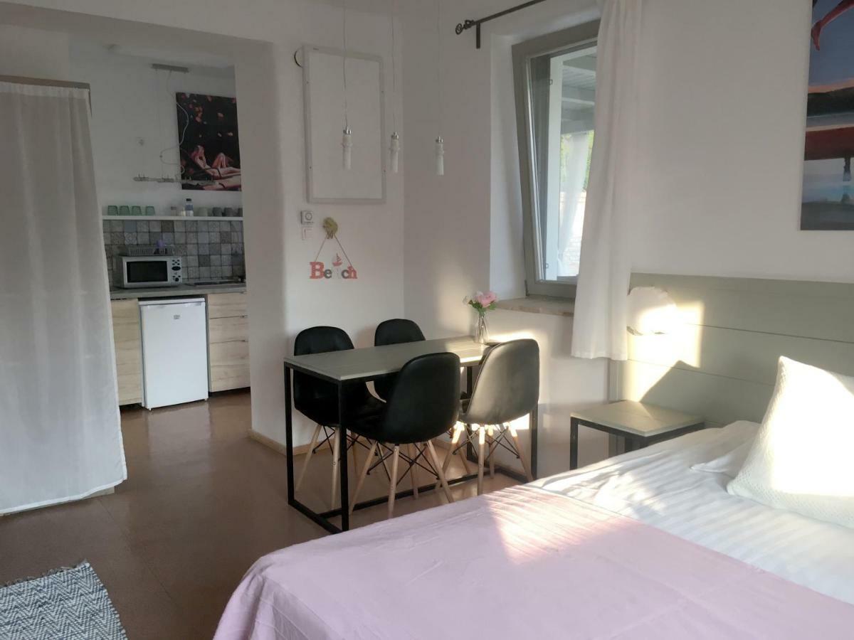 Szelrozsa Apartmanhaz Веленце Экстерьер фото
